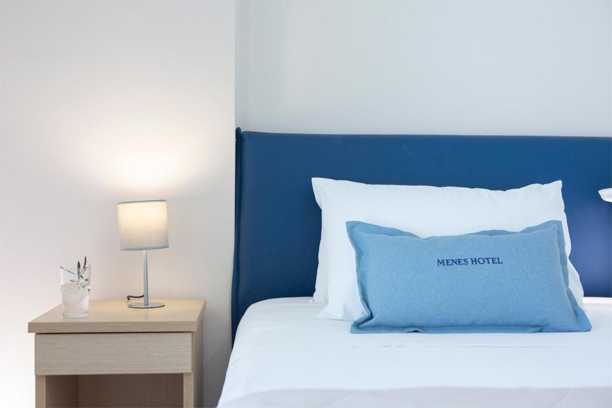 Menes Hotel Yénion エクステリア 写真
