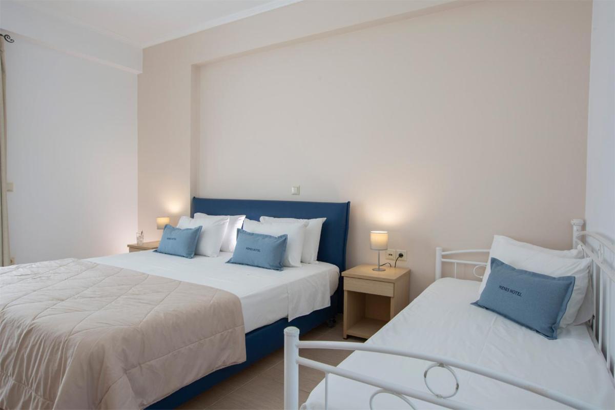 Menes Hotel Yénion エクステリア 写真